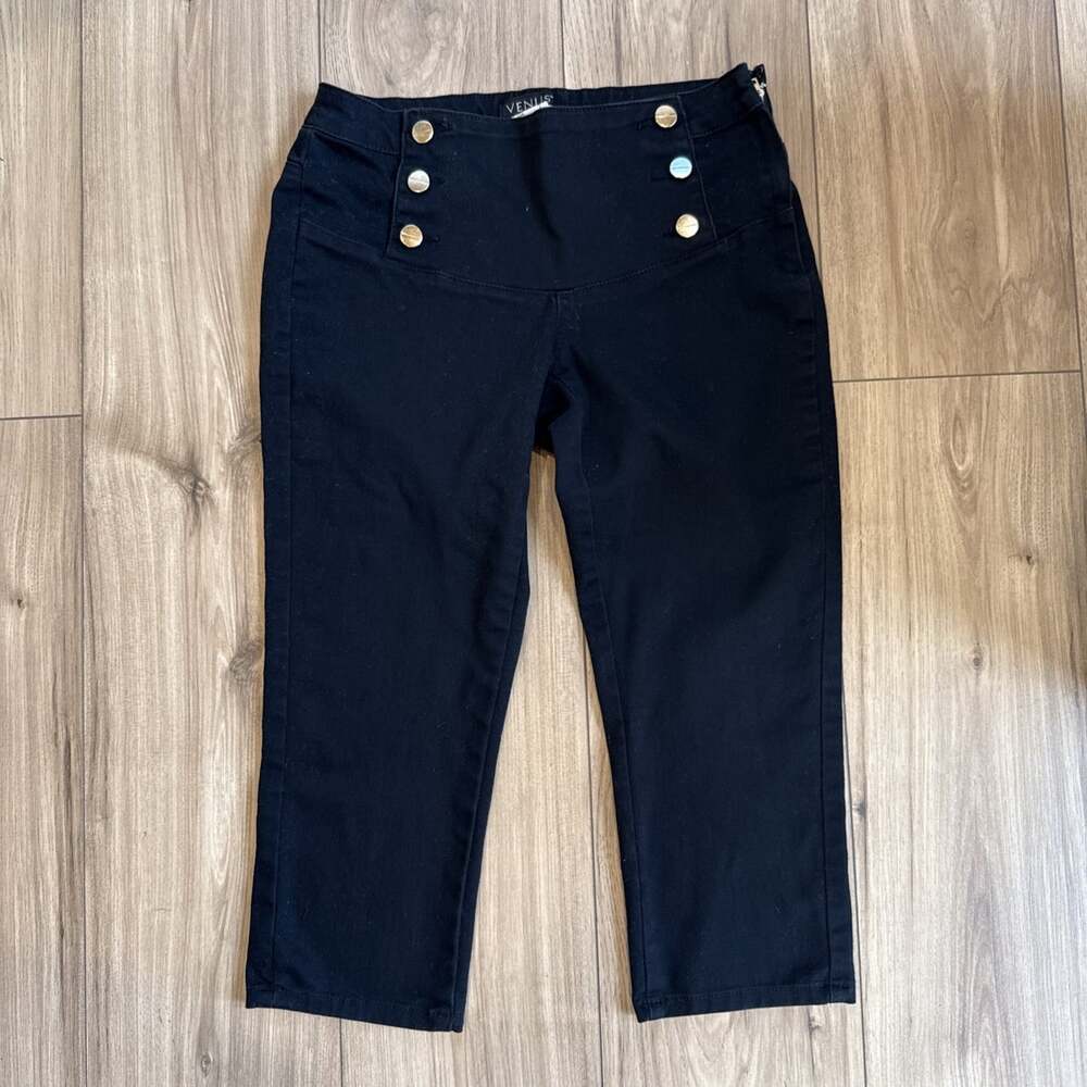CROPPED CAPRIS Venus Black Sailor Button Style Pants Size 4 Y2K Retro preppy